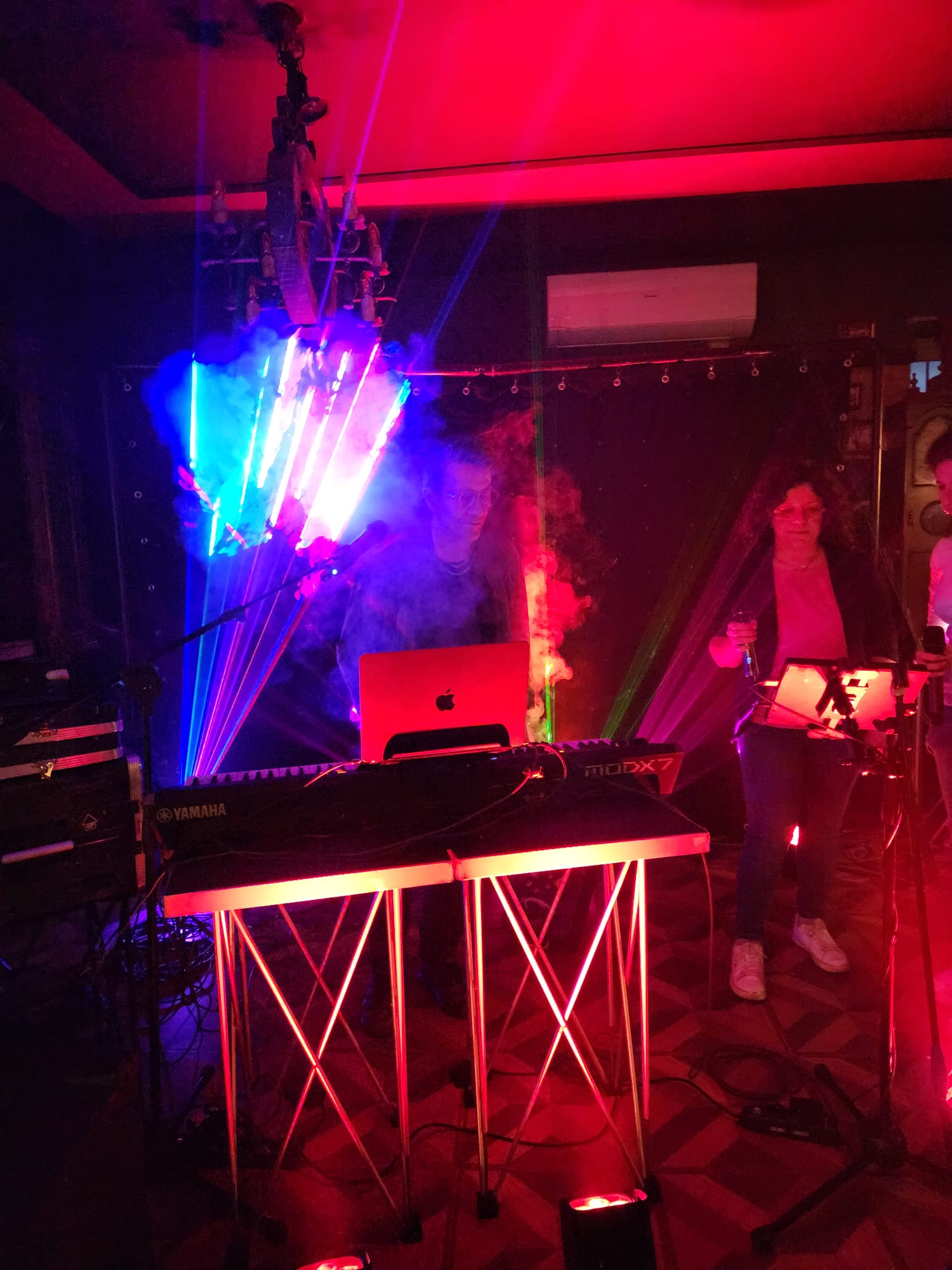 Replay laser show